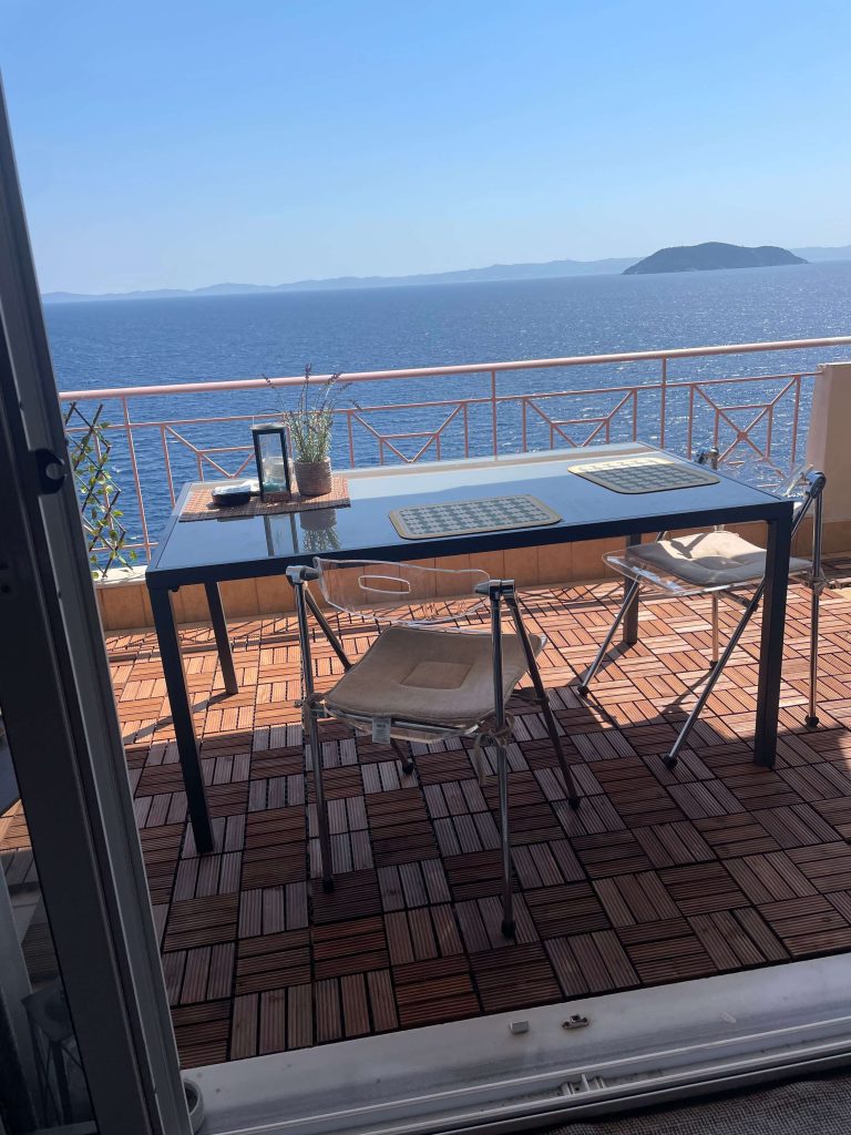 Apartment With Unique View - Neos Marmaras