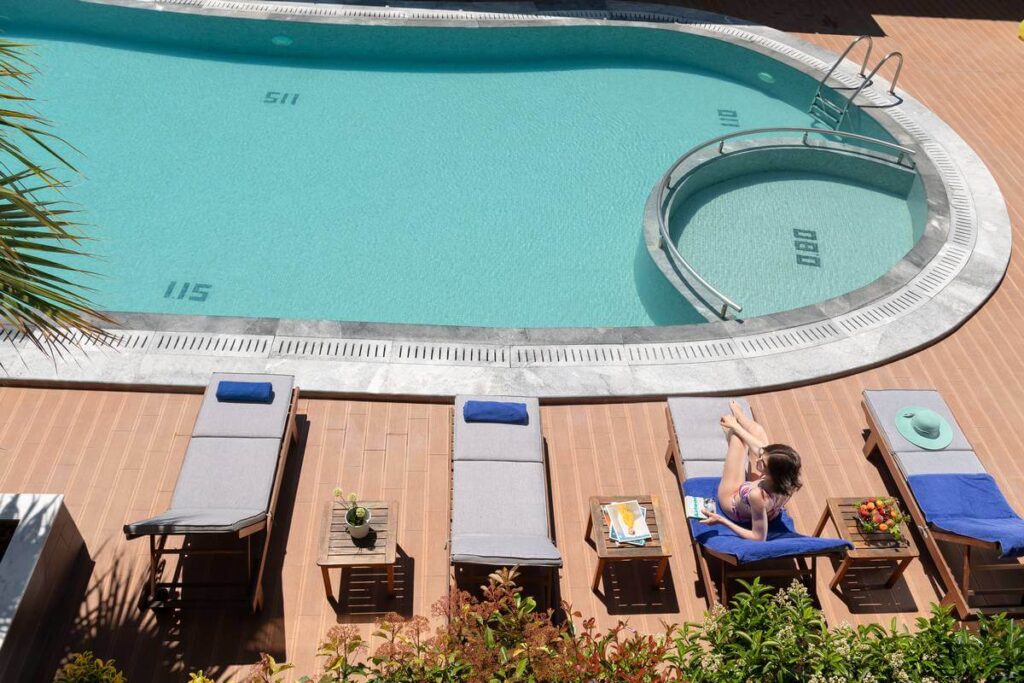 simeon-hotel-stories