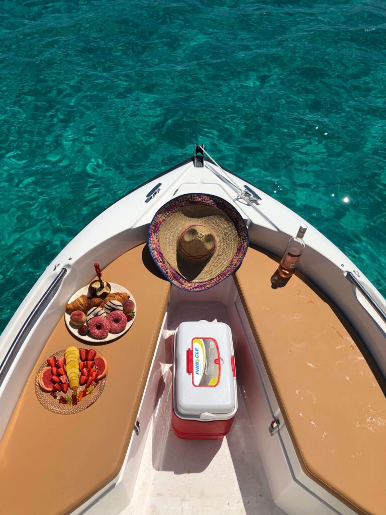 Thalassa Boat Rental